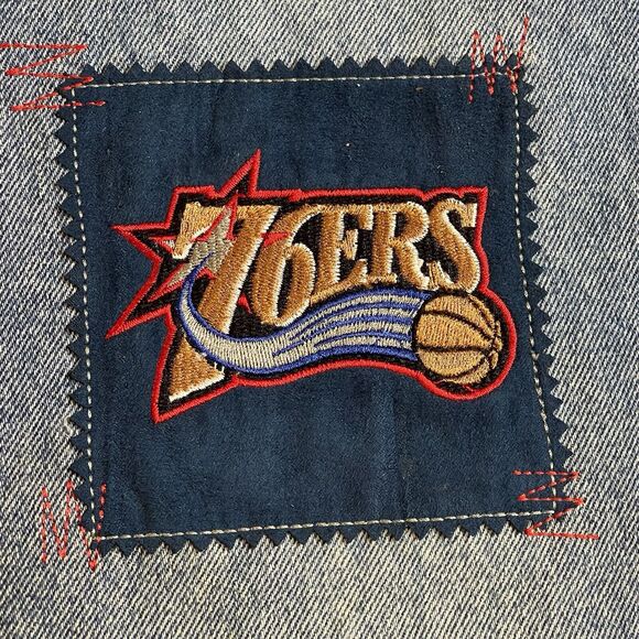 Unk Embroidered Basketball Patch Jeans NBA Team Logos Size 40 x 33 NWT Vtg Y2K - Picture 15 of 16